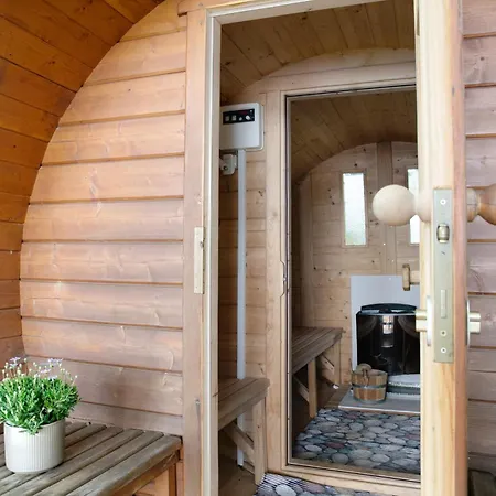 Ferienhaeuschen Am * בסטנסי